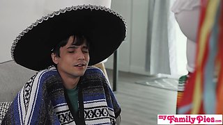 Slamming my stepsisters pinata - s25:e3