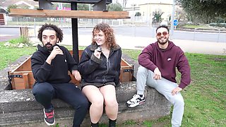 Jade ignites the Swame House in an infernal trio! - Jacquie et Michel TV