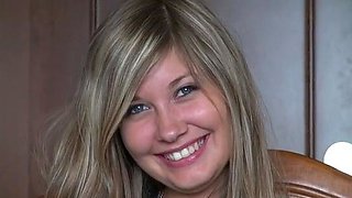 Holly Anderson
