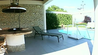 Young Helena and 3 Dudes and Her Facial Blow