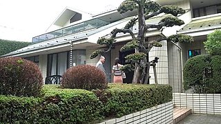 Close up footjob with great cumshot