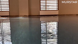 She Thanked the Lifeguard with a Juicy Blowjob