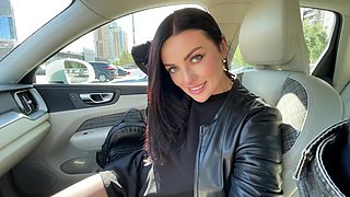 Risky Car BJ Mishap – Gagging MILF Almost Caught by Pedestrians