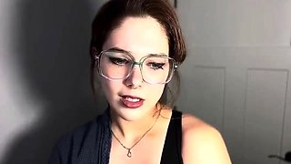 Ellie Skyes - The Family Vacation: step-Mom's Desperation