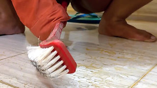 Big Boobs BBW Hot Collage Girl Anippe Toilet Brash Sex in Hostel Bathroom & Pee Unlimited