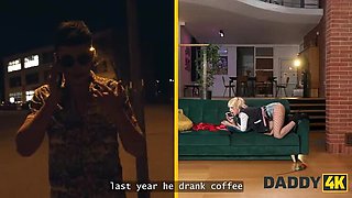 Daddy Fucks Harley Quinn Cosplay Blonde For Blowjob Cheating Sex in HD