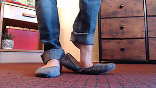 Toe Wiggles Dipping Ballet Flats Dirty
