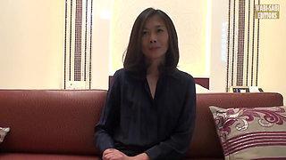 Mature Amateur Beauties Enjoy Deep Creampie Passion in Intimate Romantic Encounters -part.4