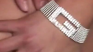 Brunette chick enjoys anal fuck in a car