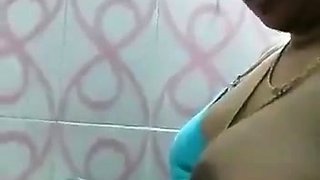 Tamil college professor hot finguring at bathroom