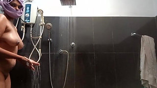 When I Have Free Time I'm with My Pussy with Big Boobs