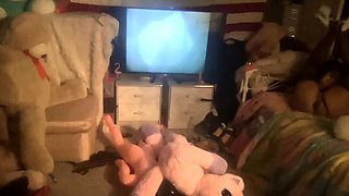 Horny fat arab housewife fingered on amateur hidden cam
