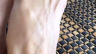 Blonde emo amateur solo masturbation