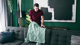 Micah Martinez's Wild Self-Passion in Horny Heat