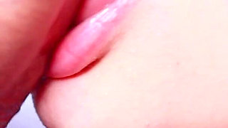 Enjoy Watching a Blowjob up Close Until My Mouth Is Full of Milk