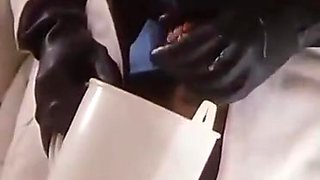 Ma Mere Me Prostitue (1982)