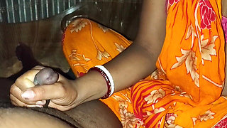 Bangla Hot Aunty and Me Home Enjoy