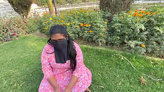 Ek ladke ne ek ladki ko bahla kar choda