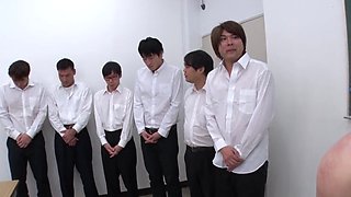 Asuka Kyono enjoys fingering and gets ready for fucking