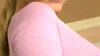 Seductive Blonde Babe Fingers and Toys Her Wet Pussy to Ecstasy