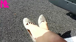 Sensual Dangling in Sexy Snake Designed Ballet Flats