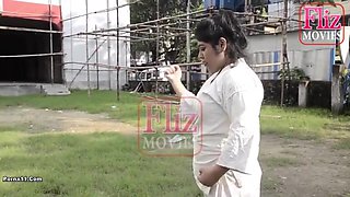 Blackmail Hindi Indian Reality porn - cheating big ass Indian desi wife in hardcore scene