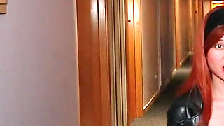 Solo, Real Hotel Hallway Fingering Challenge