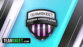 Vienna Black has been training with a boxing coach non stop & is ultimately well-prepped for her sparring match