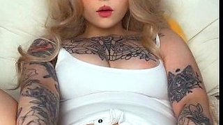 Blonde tight pussy babe has solo toy fun