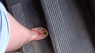 Asmr - Flipflop and Stairs with Kinkylyrical