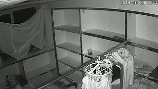 Horny fat arab housewife fingered on amateur hidden cam