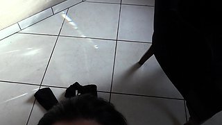 Big boob brunette masturbates on webcam