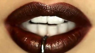 Lisa Ann Fuckin' In The Tub With Her Innie Cooch