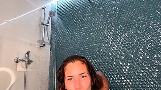 Mary shower her body in the shower