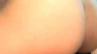 Big Ass Girl Riding on the Couch - Homemade Porn