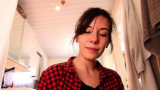 MissMiserlou - Mama Gives You A Bath - Handjob SPE SPH