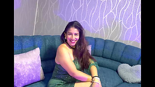 enjoy my sensual fascinating body