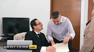 Uber-sexy blondie Nina Elle gets a throatful of cock - brazzers