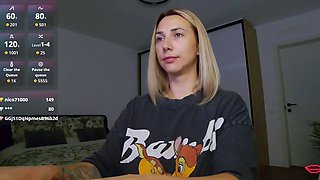 Blonde Teen Solo Masturbation