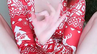 Amateur brunette ariana marie solo toying