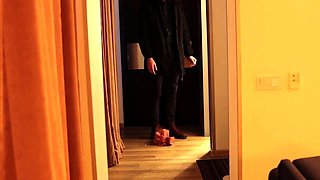 Cum Kiss Cuckold: Rough Amateur Brunette