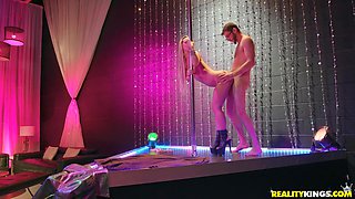 Jada Stevens' Pole Romance Ignites Blonde Strip Club Passion