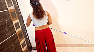 Masked Desi Maid Gives Handjob & Rides Hard Indian Amateur