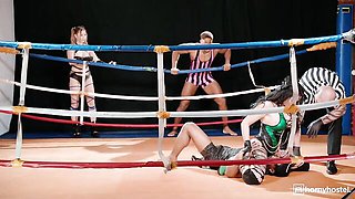 Watch aphrodisiac Jolee Love and Amalia Davis's action