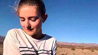 Blonde youthful adult flashes her culo in a car