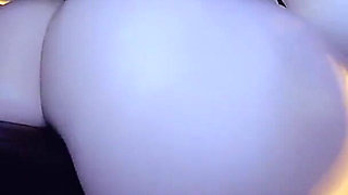 Horny White Slut Offers Her Massive Juicy Ass to Boss