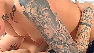 Sensual Lesbian Hookup W/ Innocent Hotwife