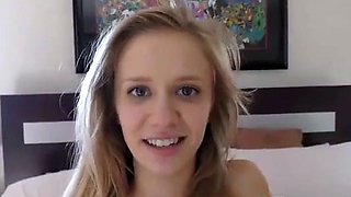 Real Amateur Girl From USA Trying Out Her Luck At WoodmanCas