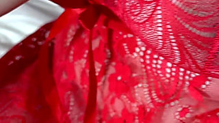 A Married Saudi Woman Gets Fucked in Her Husband's Absence on the Occasion of Valentine's Day