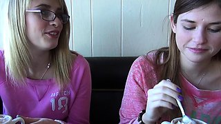 Hot Nude Amateur MILFs Beach Voyeur Close Up Pussy